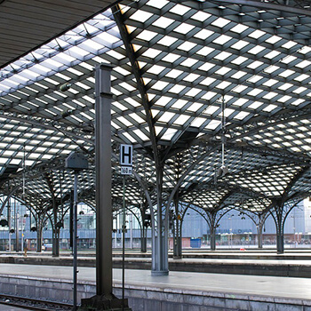 Luksusowe AGD do projektowanej kuchni: Klucz do Elegancji i Funkcjonalności w Twoim Wnętrzu